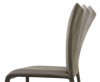 Flexibility of leather Como Arm Chair