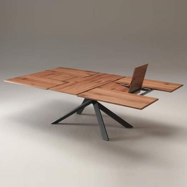 Ozzio Italia expandable table in various configurations