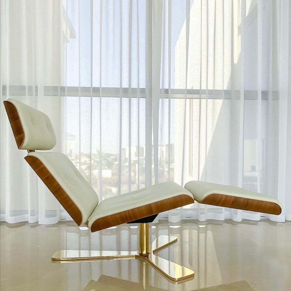 Modern Classic Chaise