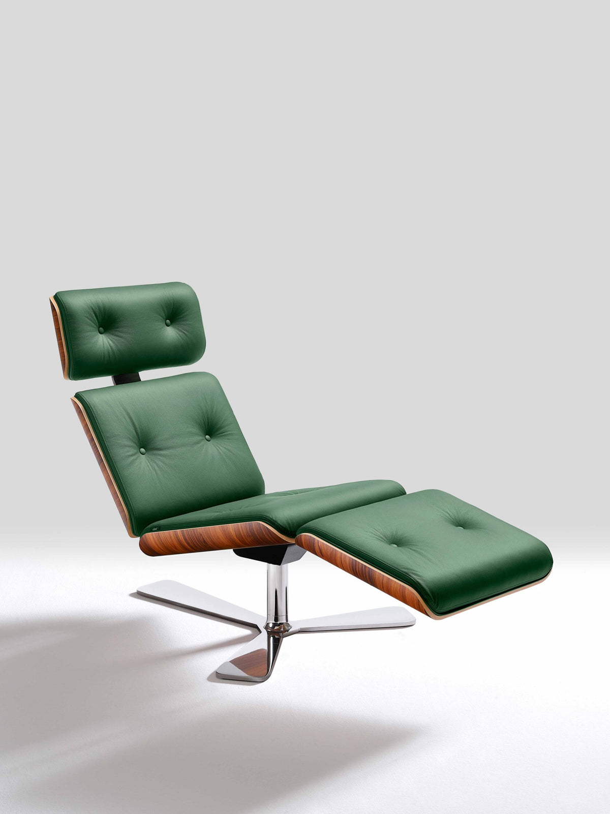 Modern Classic Chaise