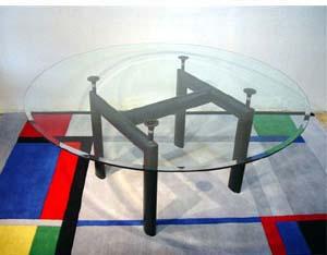 Le Corbusier Round Glass Dining Table - italydesign.com