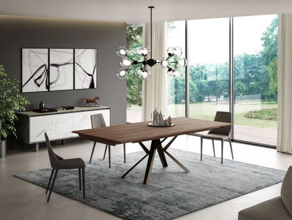 Lungo Largo Expandable Dining  Table