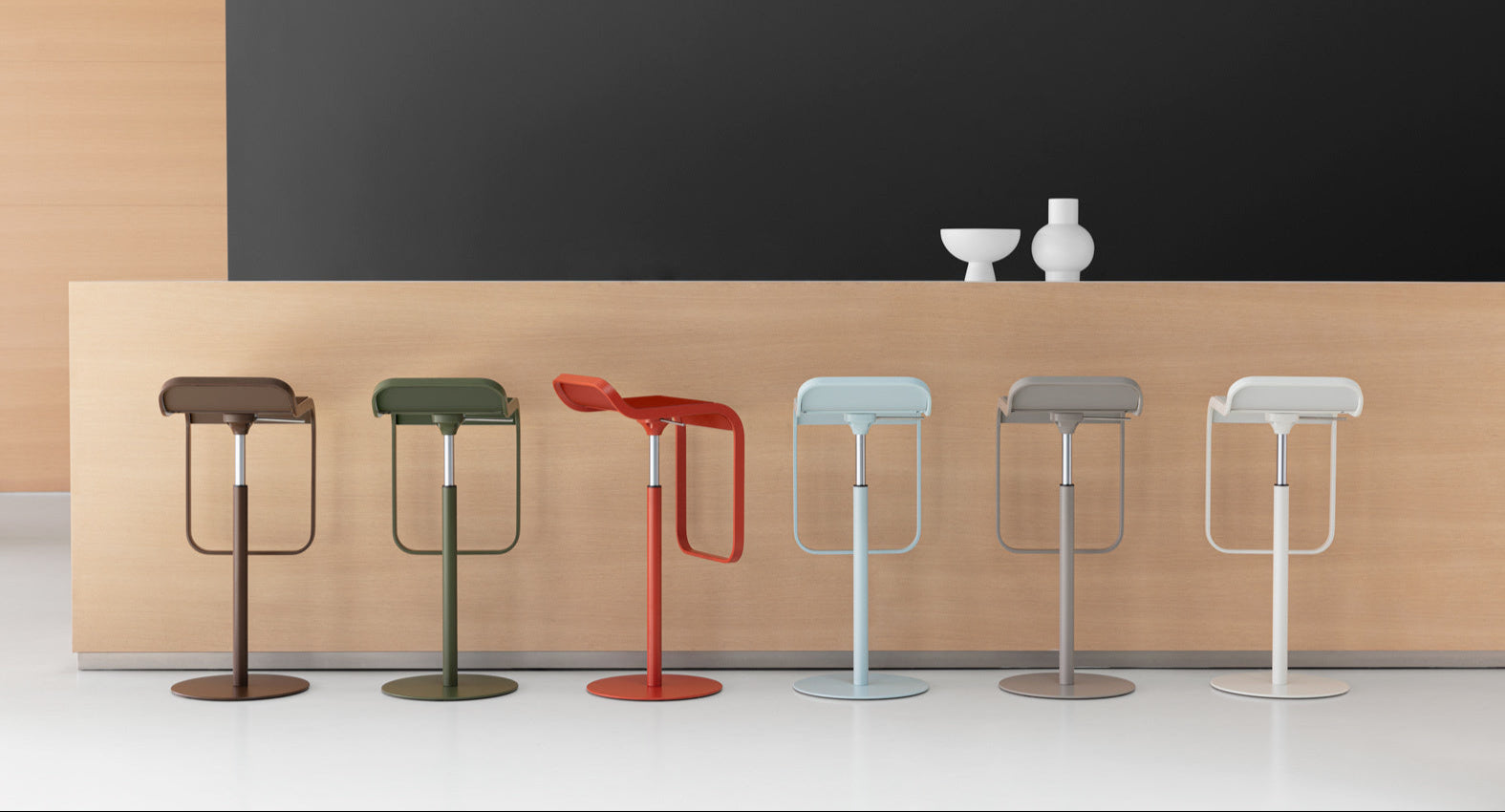 Italian Furniture: LEM Piston Barstool by LaPalma | italydesign.com