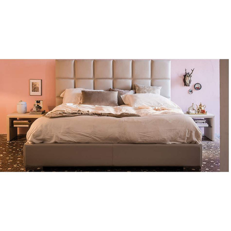 William - Italian designer bed made in Italy by Cattelan Italia
