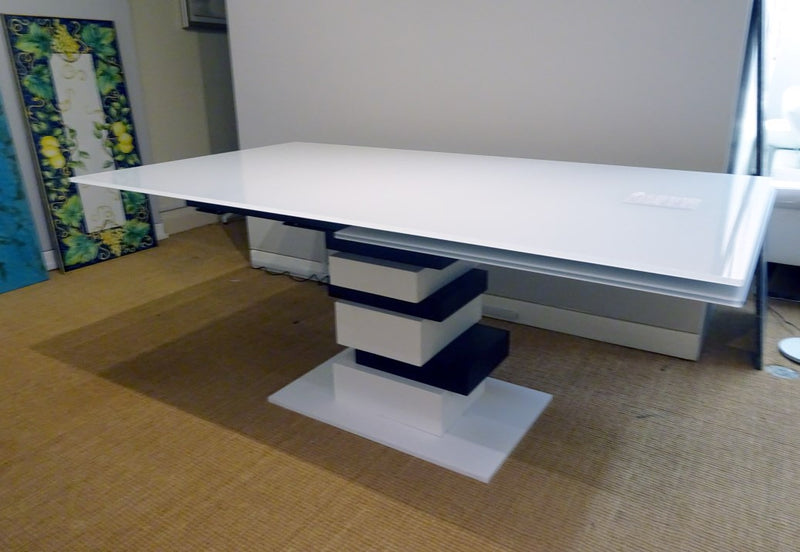 Casual Table - Modern Furniture | Contemporary Furniture - italydesign