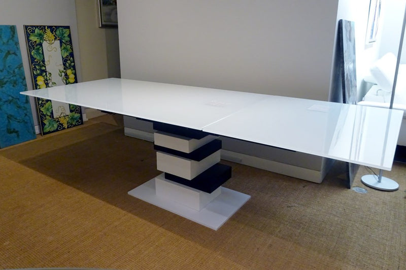 Casual Table - Modern Furniture | Contemporary Furniture - italydesign
