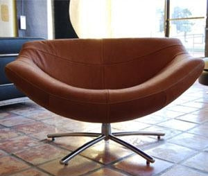 Luxury leather chair by Label
