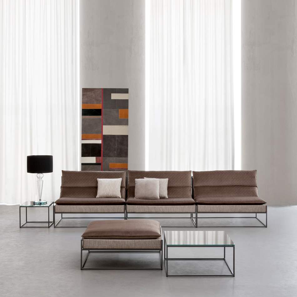 Head on view of Niko, a luxury Sofa made by II Loft 
