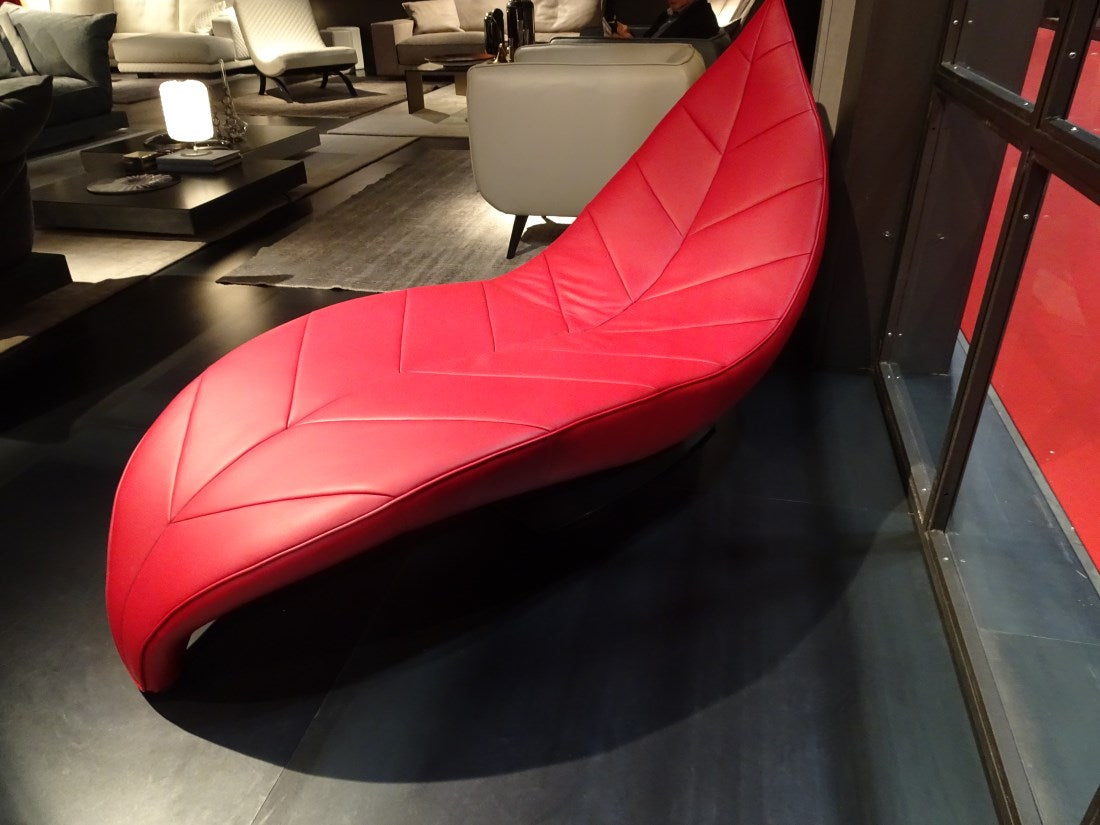 Oasis Chaise - High style chaise  with Luxury styling  made in Italy for Italydesign