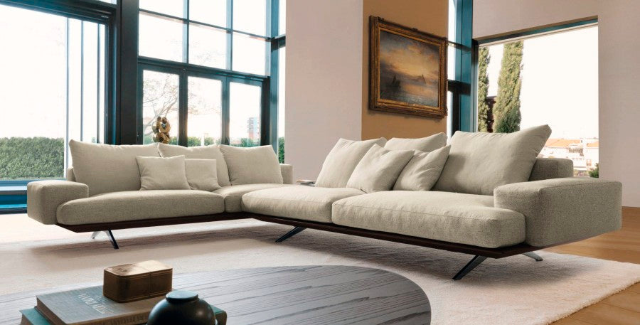 Living room full of contemporary Italian furniture